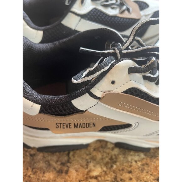 Steve Madden boys Vintage Style Sneakers Size 2 M Black/White/Brown Mesh & Synth - Picture 4 of 12